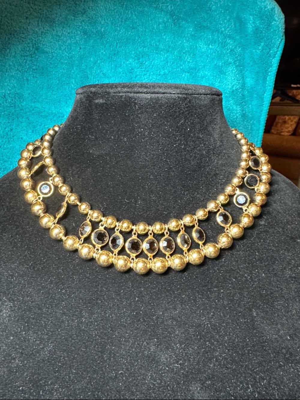 Vintage 14” Swarovski Gold Tone Necklace & Black Crystal. Fold over clasp.